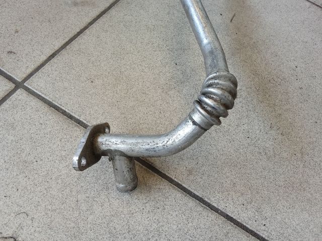 bontott AUDI A8 EGR Hűtő Cső