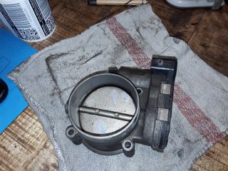 bontott AUDI A8 Fojtószelep (Elektromos)