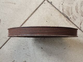 bontott AUDI A8 Főtengely Szíjtárcsa