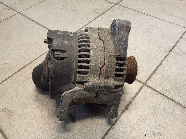 bontott AUDI A8 Generátor