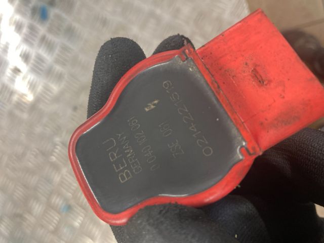 bontott AUDI A8 Gyújtótrafó Szett