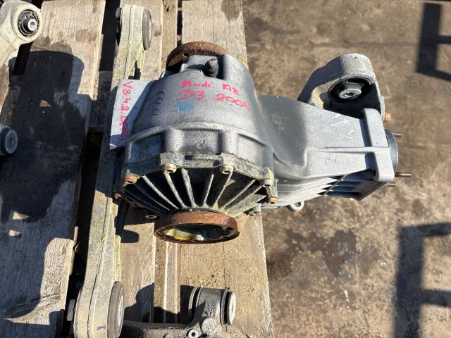 bontott AUDI A8 Hátsó Differenciálmű