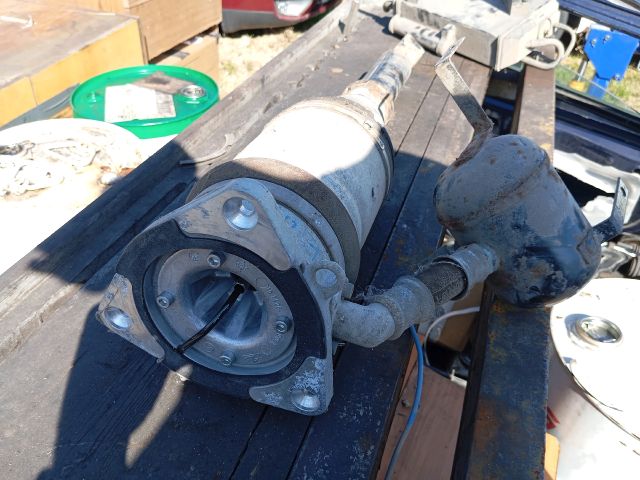 bontott AUDI A8 Jobb hátsó Rugó