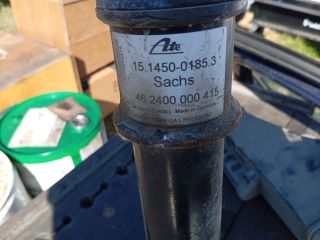 bontott AUDI A8 Jobb hátsó Rugó