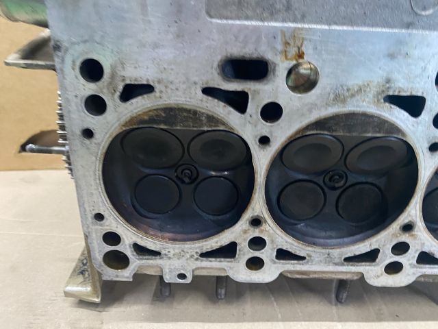 bontott AUDI A8 Jobb Hengerfej (V-Motor/Boxer)