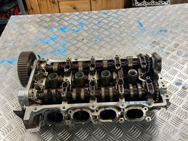 bontott AUDI A8 Jobb Hengerfej (V-Motor/Boxer)