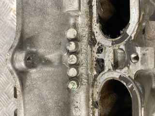 bontott AUDI A8 Jobb Hengerfej (V-Motor/Boxer)