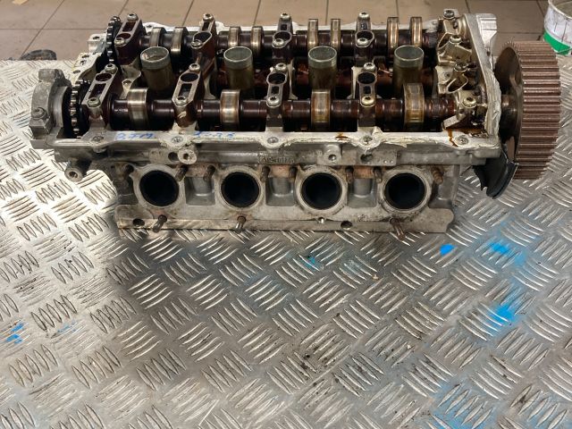 bontott AUDI A8 Jobb Hengerfej (V-Motor/Boxer)