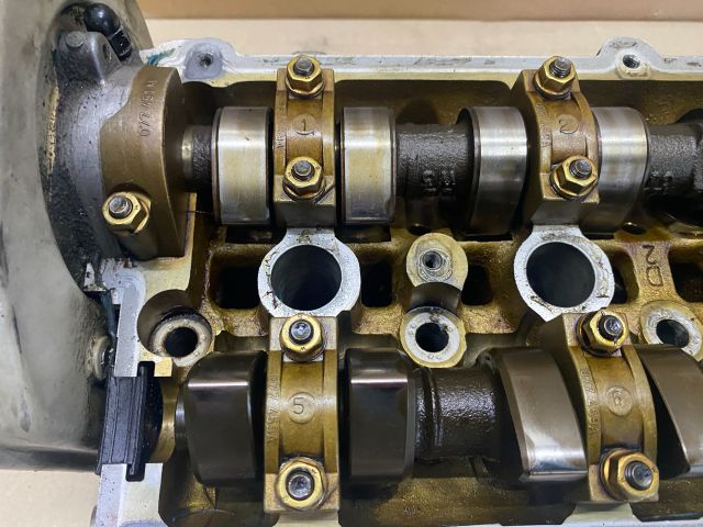 bontott AUDI A8 Jobb Hengerfej (V-Motor/Boxer)