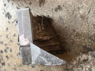 bontott AUDI A8 Klíma Szervó Szivattyú Bak