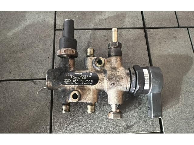 bontott AUDI A8 Közösnyomócső