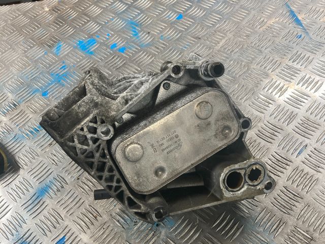 bontott AUDI A8 Olajhűtő