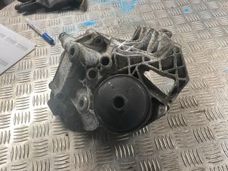 bontott AUDI A8 Olajhűtő