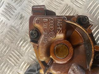 bontott AUDI A8 Olajszivattyú