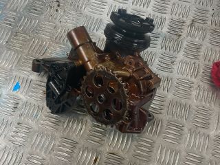 bontott AUDI A8 Olajszivattyú