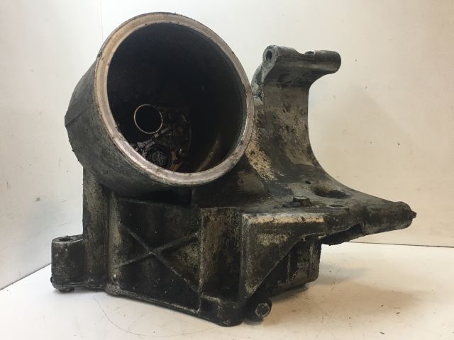 bontott AUDI A8 Olajszűrő Ház