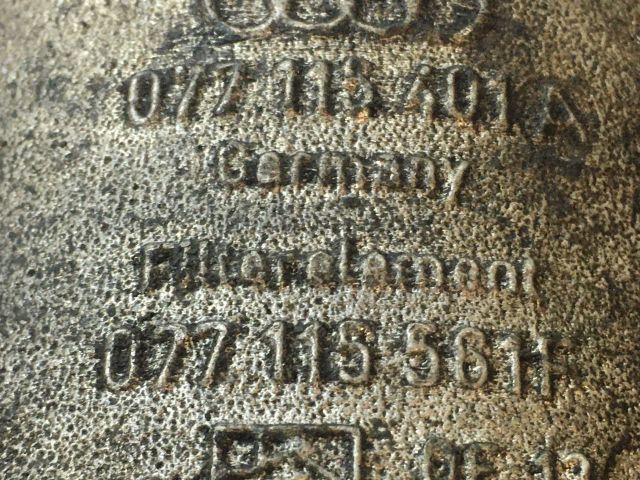 bontott AUDI A8 Olajszűrő Ház