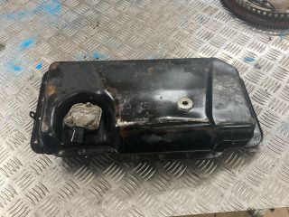 bontott AUDI A8 Olajteknő