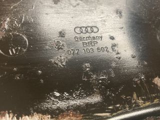 bontott AUDI A8 Olajteknő