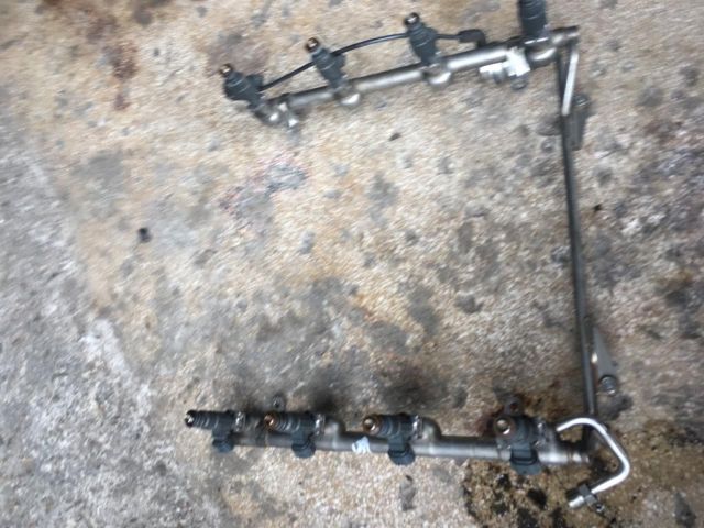 bontott AUDI A8 Porlasztó (1 db)