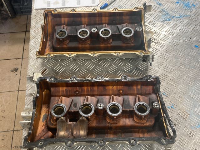 bontott AUDI A8 Szelepfedél