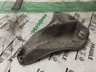 bontott AUDI A8 Váltó Tartó Bak (Pozíciófüggetlen)