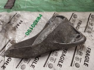 bontott AUDI A8 Váltó Tartó Bak (Pozíciófüggetlen)