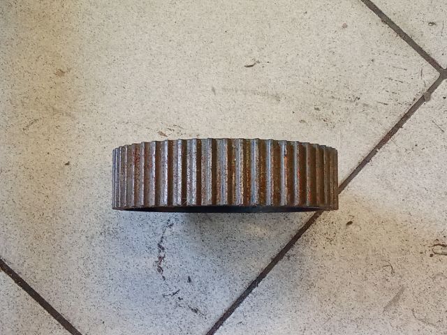 bontott AUDI A8 Vezérműkerék