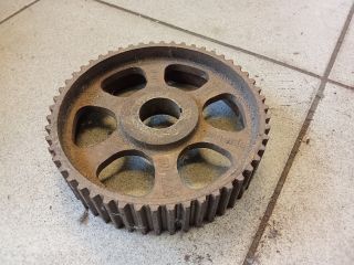 bontott AUDI A8 Vezérműkerék