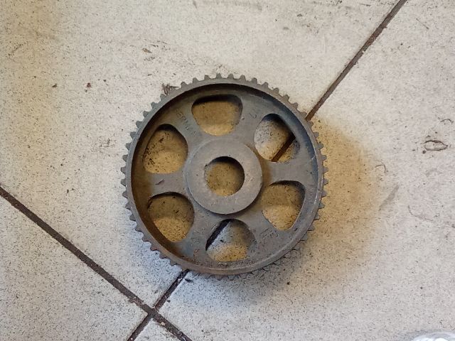 bontott AUDI A8 Vezérműkerék