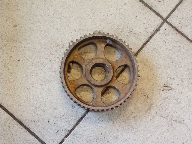 bontott AUDI A8 Vezérműkerék