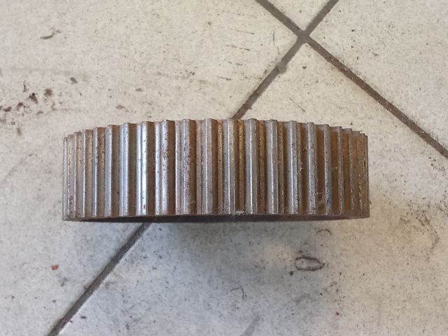 bontott AUDI A8 Vezérműkerék