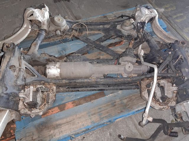 bontott AUDI A8 Első Futómű (Részeivel)