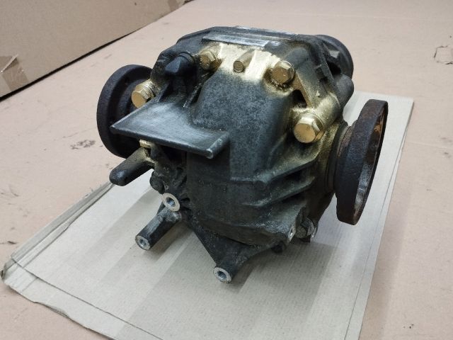 bontott AUDI A8 Hátsó Differenciálmű