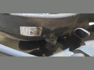 bontott AUDI A8 Jobb első Csonkállvány Kerékaggyal