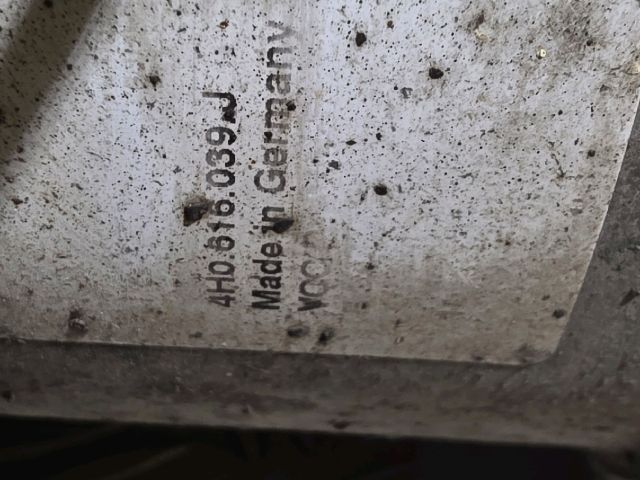 bontott AUDI A8 Jobb első Rugó