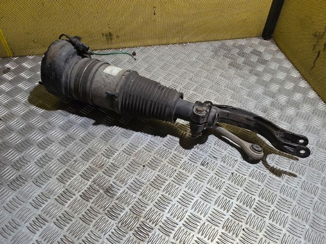 bontott AUDI A8 Jobb első Rugó