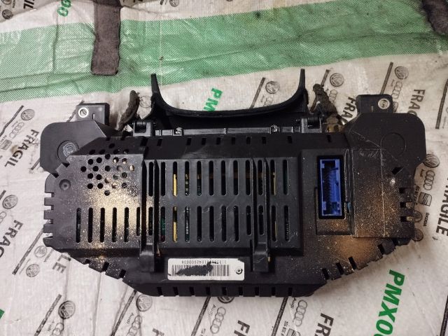 bontott AUDI A8 Kilométeróra