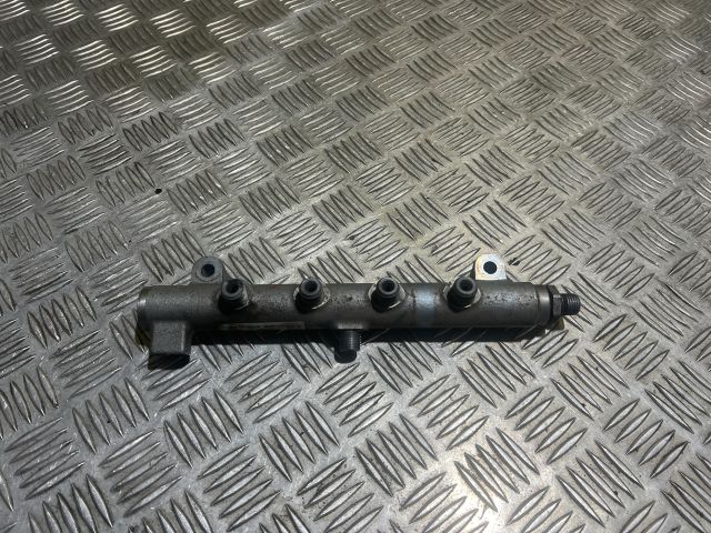 bontott AUDI A8 Közösnyomócső