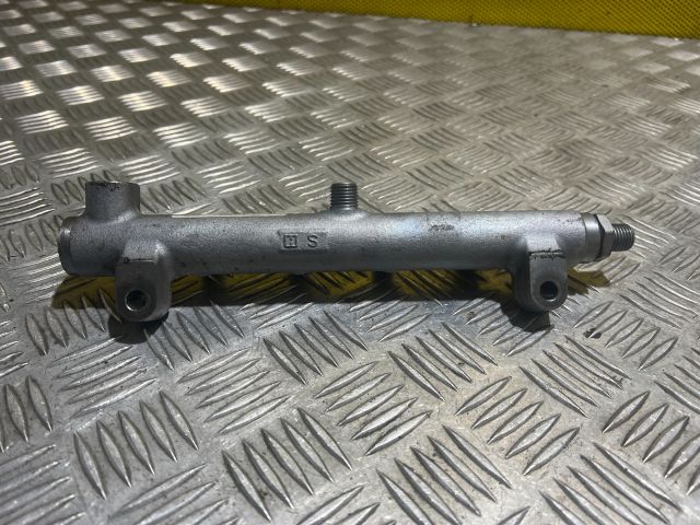 bontott AUDI A8 Közösnyomócső