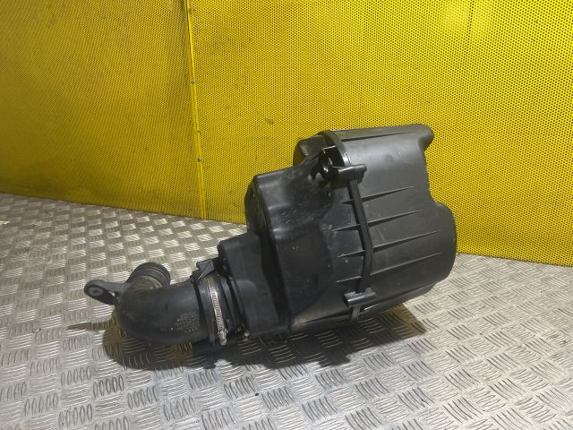 bontott AUDI A8 Légszűrő Ház