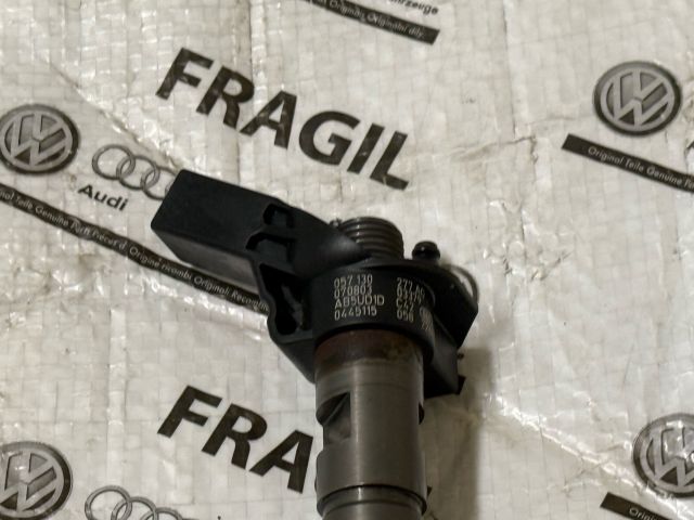 bontott AUDI A8 Porlasztó (1 db)