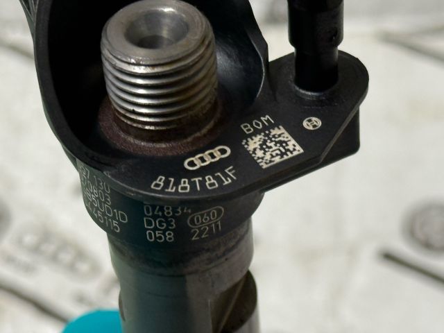 bontott AUDI A8 Porlasztó (1 db)