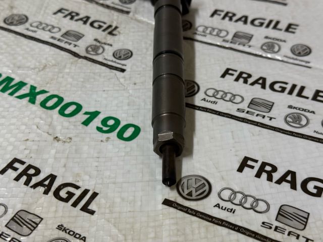 bontott AUDI A8 Porlasztó (1 db)