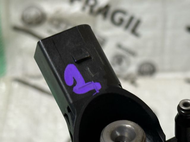 bontott AUDI A8 Porlasztó (1 db)