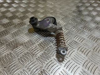 bontott AUDI A8 Szíjfeszítő Görgő