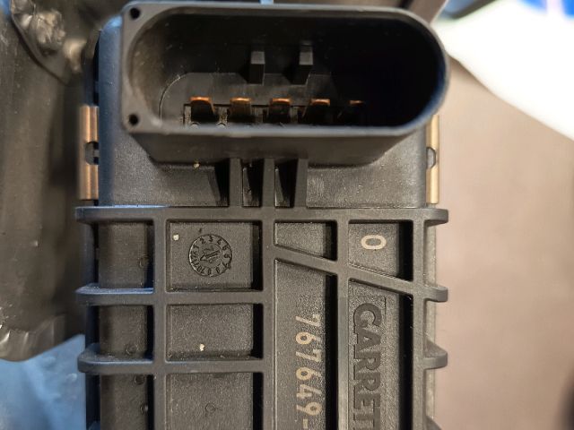 bontott AUDI A8 Turbó