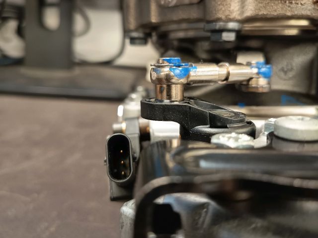 bontott AUDI A8 Turbó