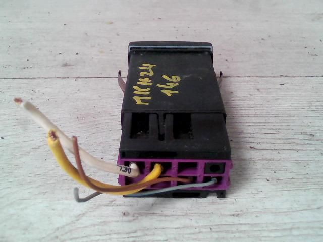 bontott AUDI A8 Ablakfűtés Kapcsoló