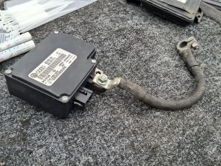bontott AUDI A8 Akkumulátor Saru Elektronikával